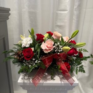 Christmas Centerpiece in Pinks and Reds