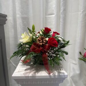 Centerpiece with Lily and Roses